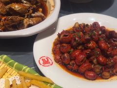 -肥肥虾庄·金牌油焖大虾(杨园滨江时代walk店)