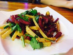 土豆条煸牛肉-德居源