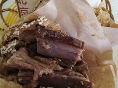 -洪峰浩老北京烧饼夹肉(角门路店)