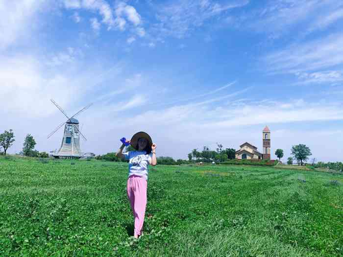 可润农庄-"农庄真的很大,还有各种的果树和野菜,桑椹.