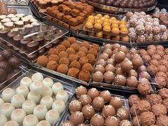 -Laderach 莱德拉(上海环贸iapm店)