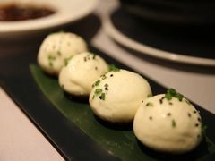 生煎馒头-屋里厢上海菜馆