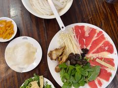 -桥香园云南过桥米线(金马碧鸡店)