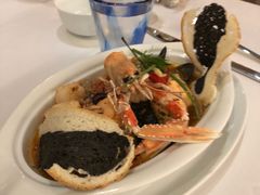 -卡佩罗意大利餐厅及酒吧Al Cappello Trattoria