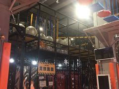 -嗨翻Hi-Fun竞技主题乐园·蹦床亲子生日轰趴(国光1937店)