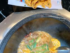 -六州府地锅鸡·农家菜·龙虾(未来科技城店)