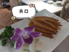 -东椰·海南椰子鸡火锅(朝阳门店)