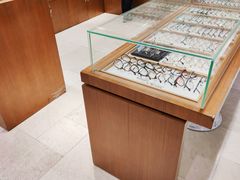 -茂昌眼镜(南京东路店)