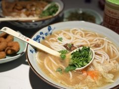-鑫花溪牛肉米粉(凤凰街创始总店)