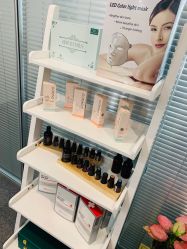 -YooMee优美智能科技美肤机构