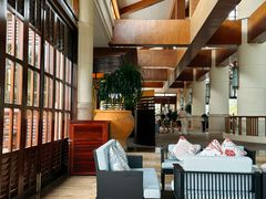 -亚龙湾喜来登·美景台大堂吧