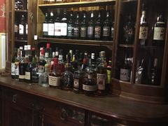 -DM Distiller & Mixologist Whisky Cocktail Bar