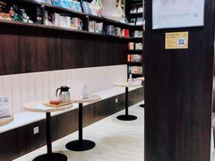 -钟书阁(群光广场店)