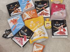 -良品铺子(白云新世界店)