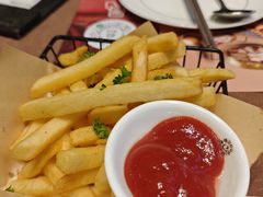 -意卡菲·欢乐聚会餐厅(华侨店)