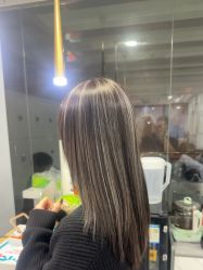 -镁连社·美联社