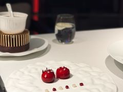 -弦月窗LUNETTE BY AMANDA(复兴路店)