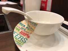 餐具摆设-舌尖记忆重庆火锅(悉尼店)