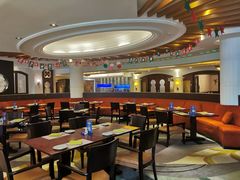 -东莞塘厦三正半山酒店-沙利文西餐厅