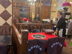 -山城年华老火锅(玉林店)
