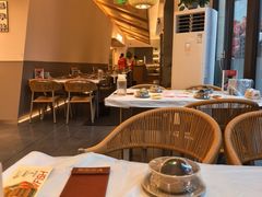 -肥肥虾庄·金牌油焖大虾(汉口城市广场店)