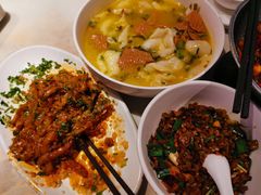-味上湘菜馆(阿波罗店)
