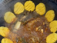-锅老头海鲜铁锅炖