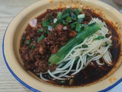 -张记奔吃小面