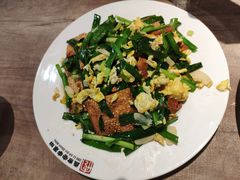 韭菜鸡蛋炒烧饼-直隶安家牛肉罩饼(七一路店)