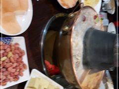 -楼外楼大刀肉传统火锅居(繁荣路店)