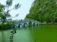-星湖旅游景区七星岩