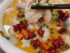 -胶己人餐馆(珠江路美食街店)