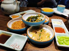 精品小菜-明洞阿姨·韩式酱蟹烤肉·创意料理(三元桥店)