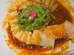 -滩外滩·本帮江浙菜(新天地店)