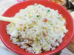 -江城燕子大排档(江汉路步行街店)