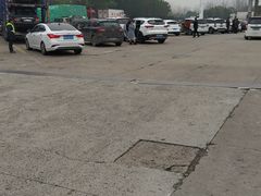 -鹰潭服务区-停车场