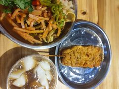 -柳州肥姨妈大骨螺蛳粉(东靖路店)