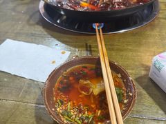 -黄潇洒老火锅(九眼桥宏济巷店)