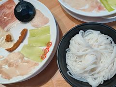 -桥香园云南过桥米线(金马碧鸡店)