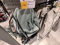 -迪卡侬(环球港店)