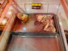 -王老六铁锅炖鱼(圣亚海洋店)