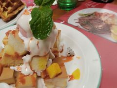 -绿茵阁西餐厅(中央广场店)