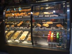 面包甜点陈列柜-星巴克(广州东圃天银店)