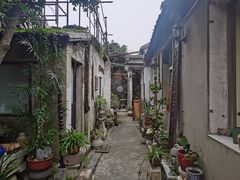 -邊城書店
