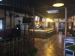 -麦落精酿啤酒餐吧(先农大院店)