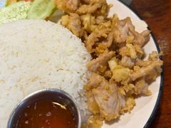 -Dang restaurant (patong phuket)