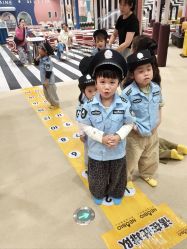 -奈尔宝家庭中心·亲子餐厅(鄞州万达店)