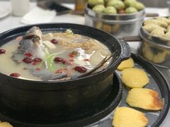 -鑫御隆斑鱼庄(雅安店)