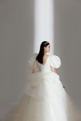 点击看大图 -挪娅婚纱摄影皇家会所