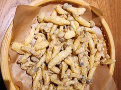 咸蛋黄茄子-吃饭皇帝大土家民族菜(荟聚店)